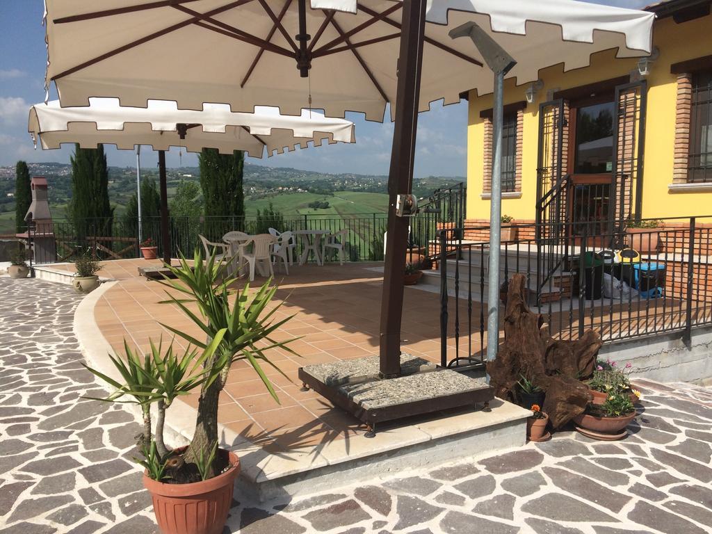 Agriturismo I Tre Ulivi Villa Paternopoli Екстериор снимка